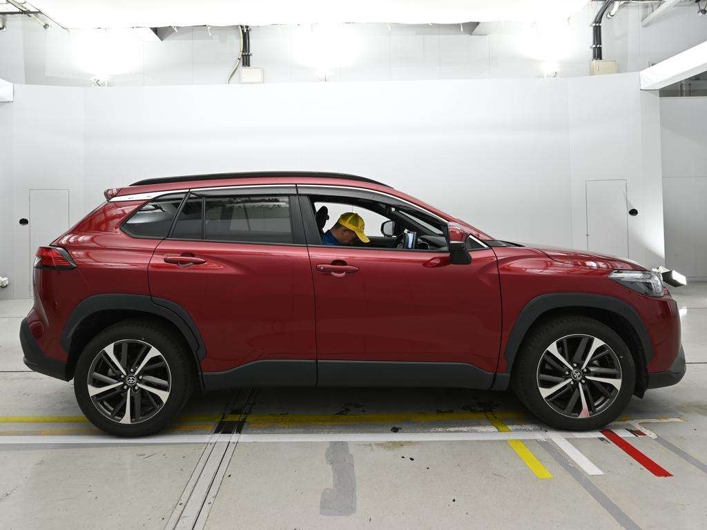 TOYOTA COROLLA CROSS