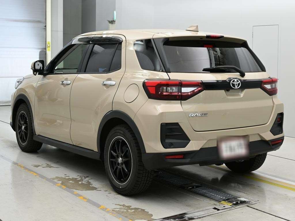 TOYOTA RAIZE