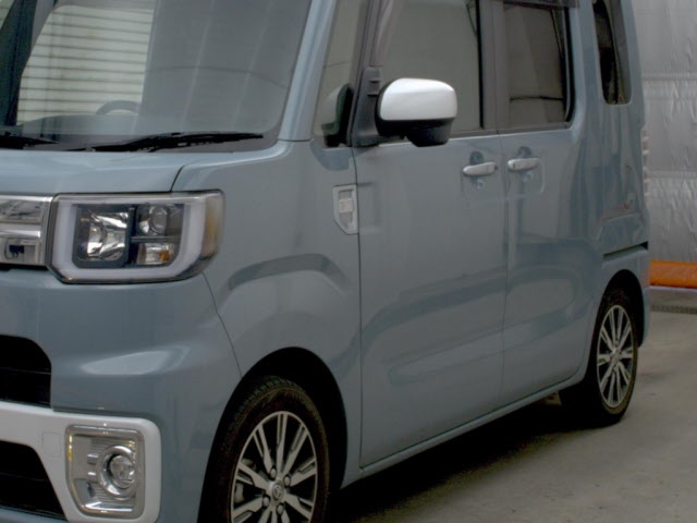 TOYOTA PIXIS MEGA