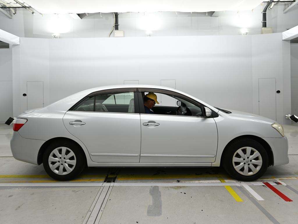 TOYOTA PREMIO