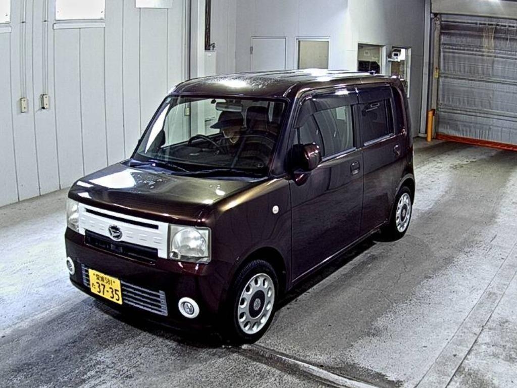 DAIHATSU MOVE CONTE