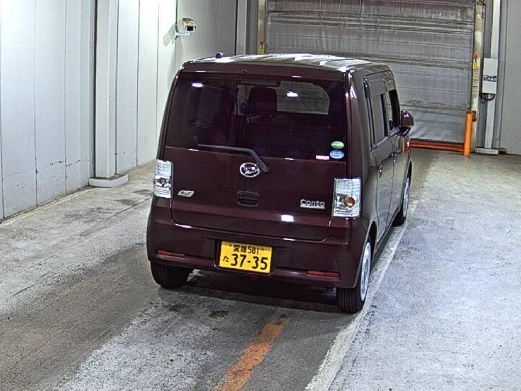 DAIHATSU MOVE CONTE