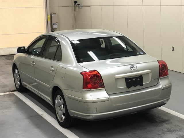 TOYOTA AVENSIS
