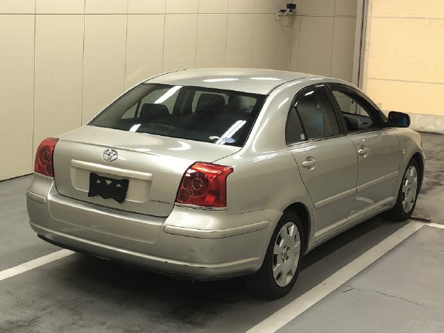 TOYOTA AVENSIS