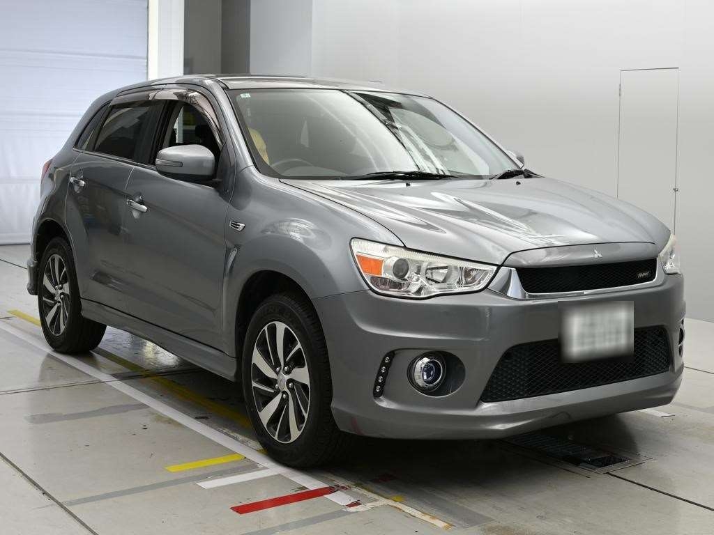 MITSUBISHI RVR