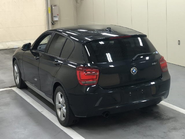 BMW 1-SERIES