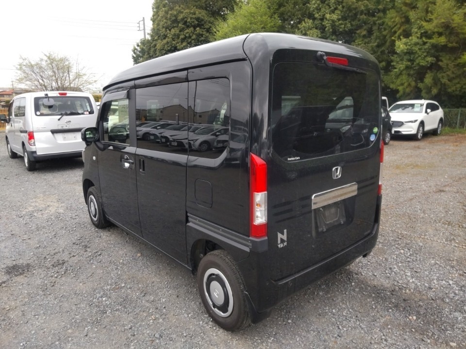HONDA N-VAN