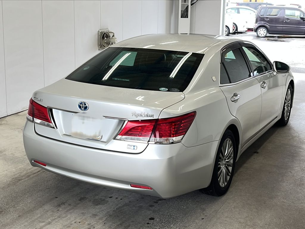 TOYOTA CROWN