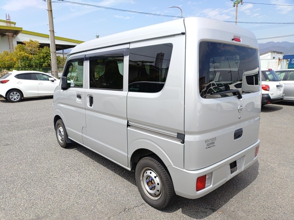 NISSAN NV100 CLIPPER