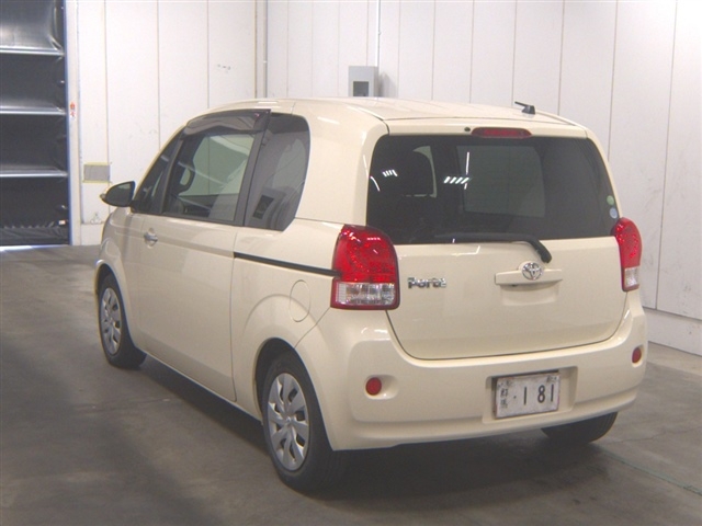 TOYOTA PORTE