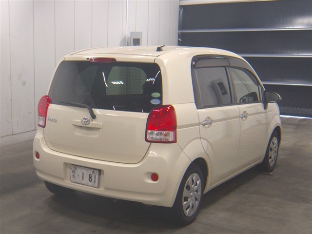 TOYOTA PORTE