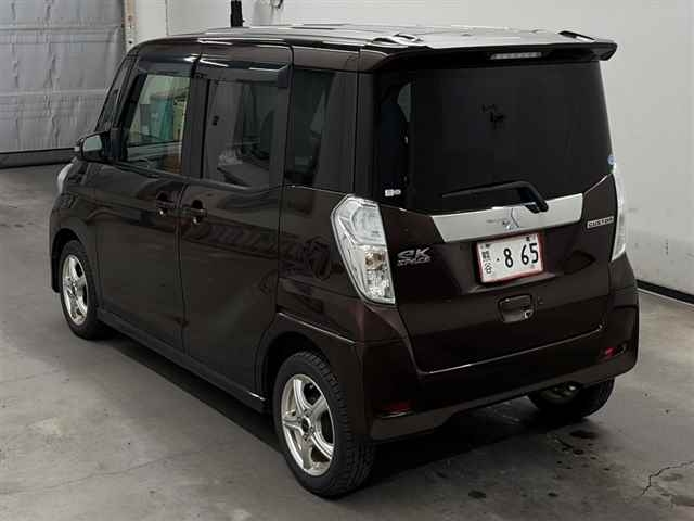 MITSUBISHI EK SPACE