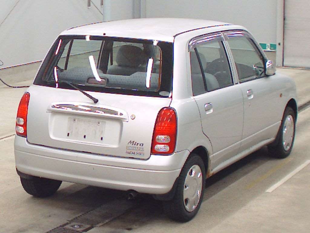 DAIHATSU MIRA