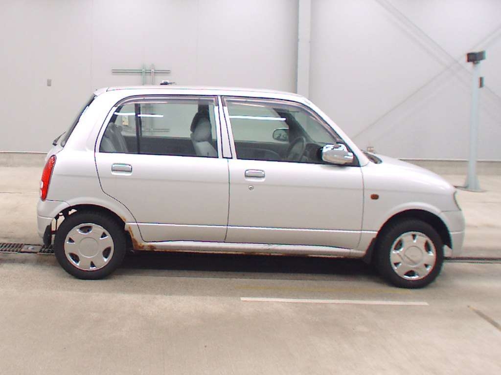 DAIHATSU MIRA