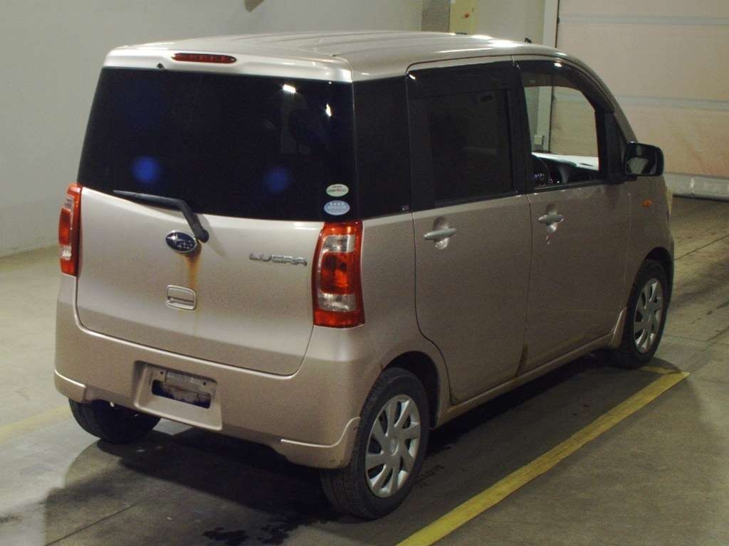 SUBARU LUCRA