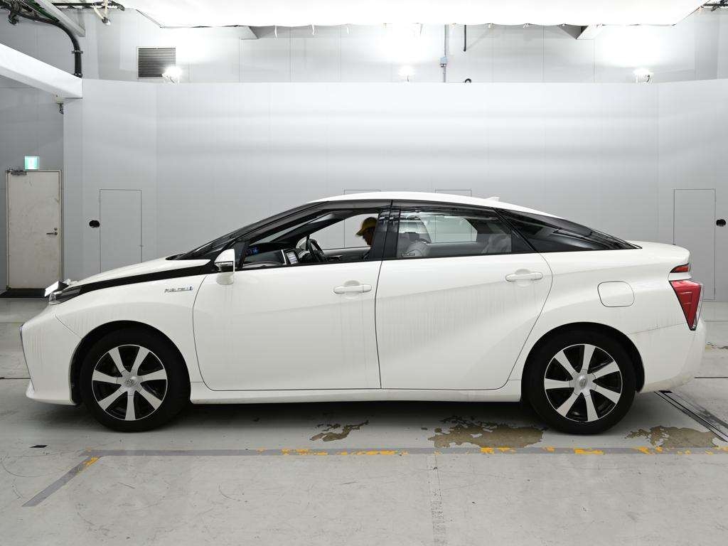 TOYOTA MIRAI