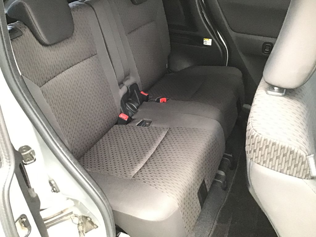 MITSUBISHI DELICA D:2