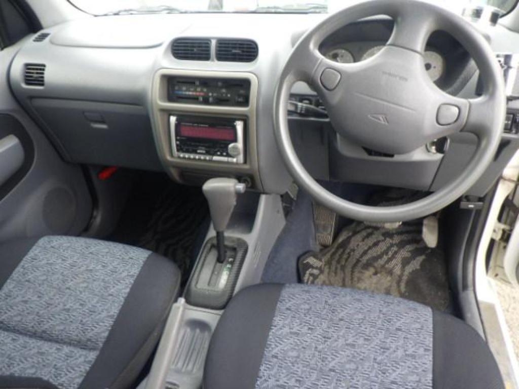 DAIHATSU TERIOS KID