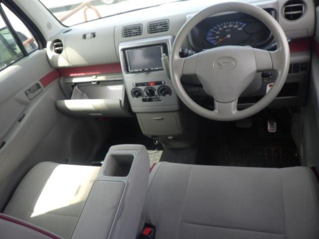 DAIHATSU MOVE CONTE