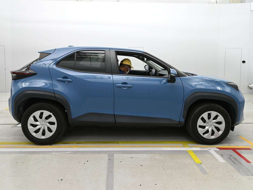 TOYOTA YARIS CROSS