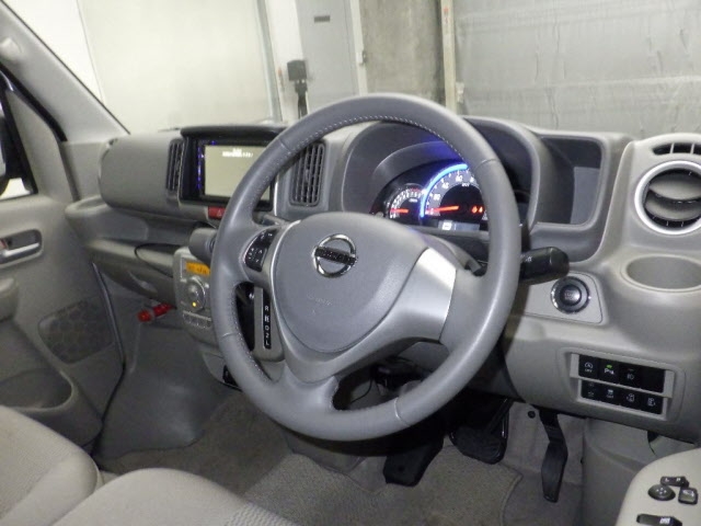 NISSAN NV100 CLIPPER