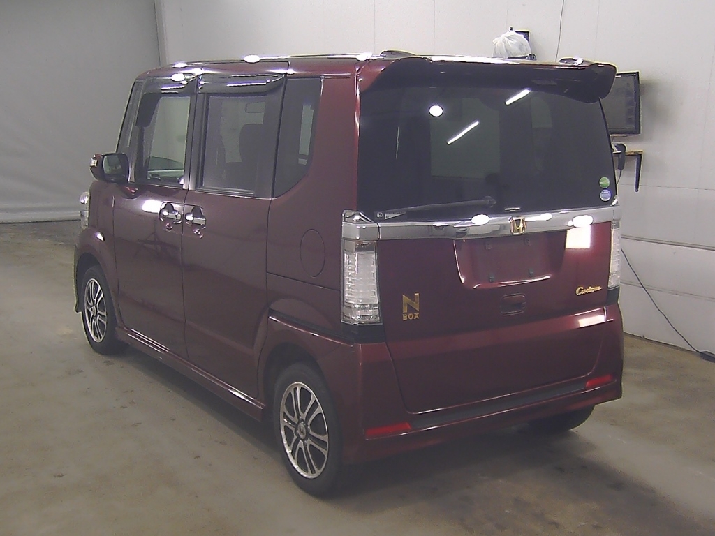 HONDA N-BOX