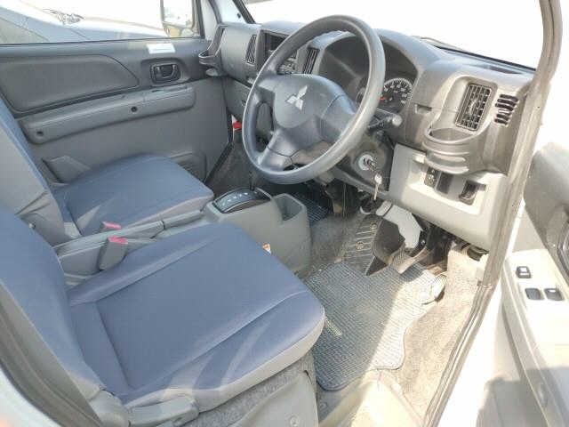MITSUBISHI MINICAB