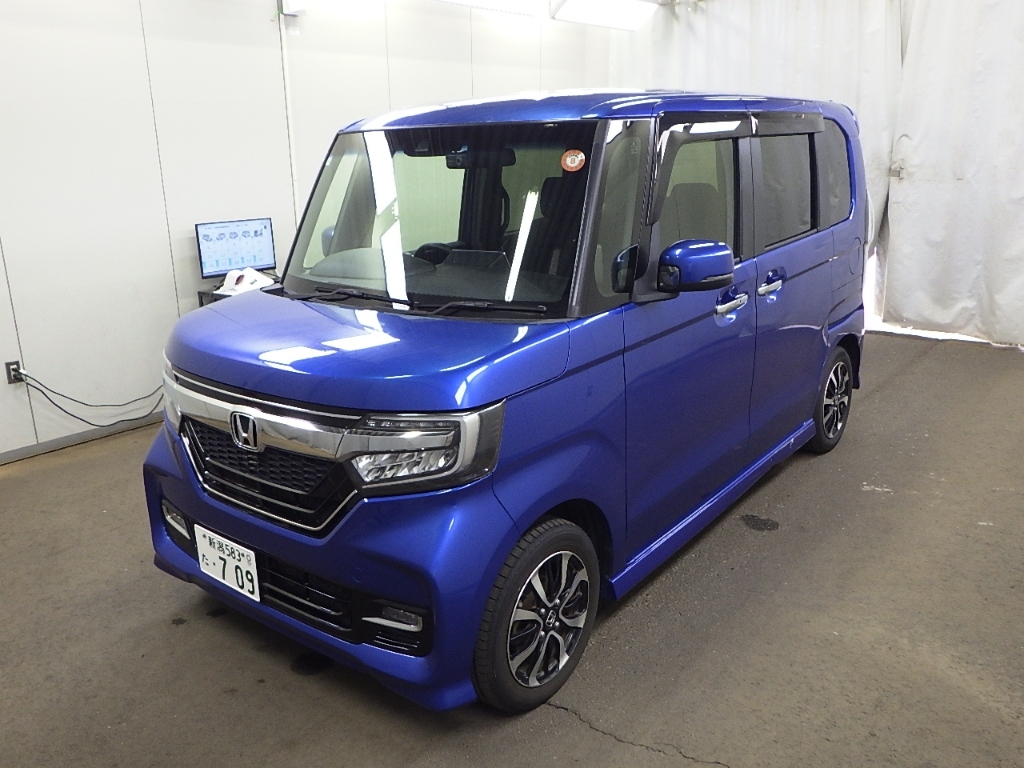 HONDA N-BOX
