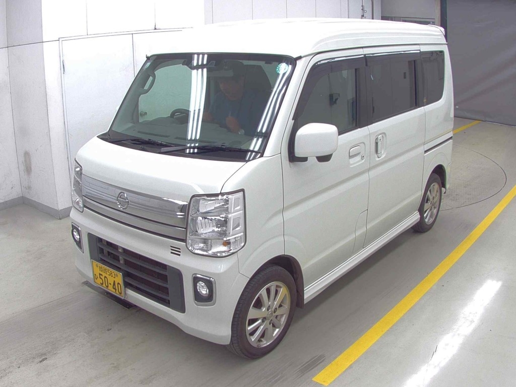 NISSAN NV100 CLIPPER