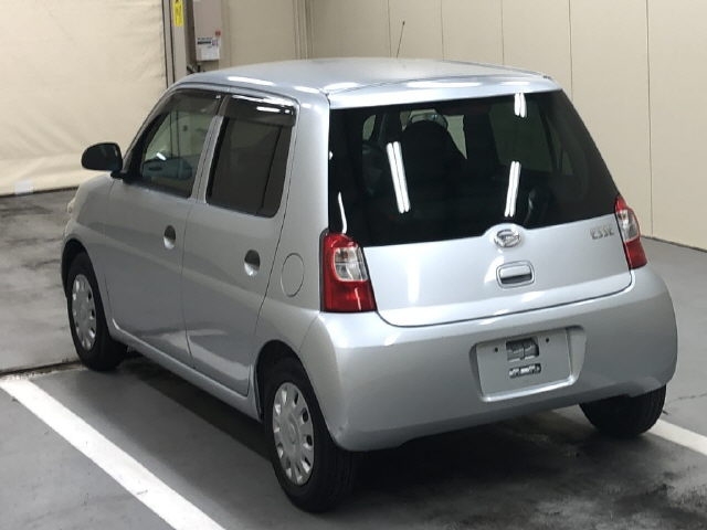 DAIHATSU ESSE