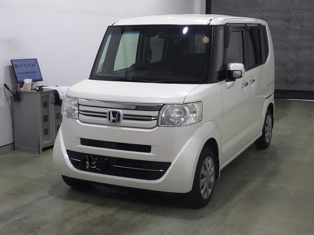 HONDA N-BOX