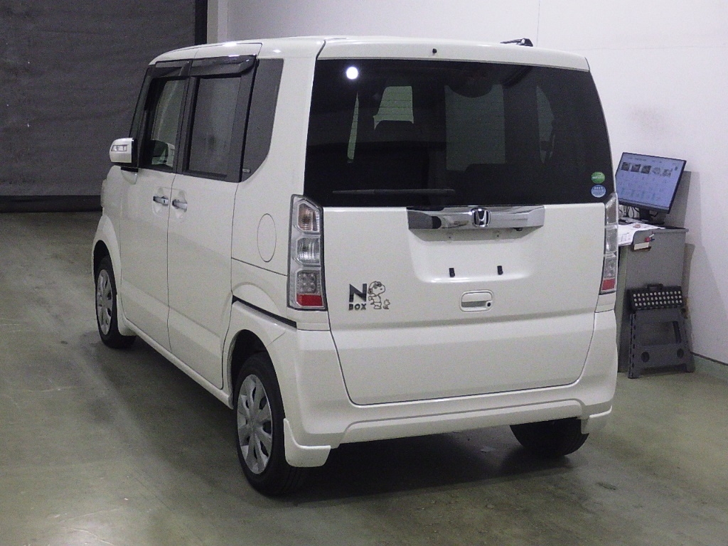 HONDA N-BOX
