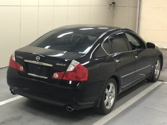 NISSAN FUGA