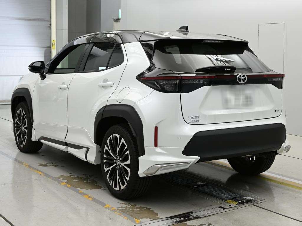 TOYOTA YARIS CROSS