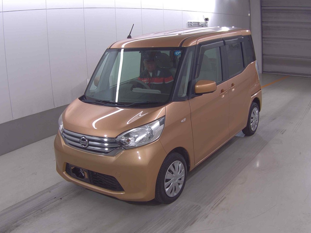 NISSAN DAYZ ROOX