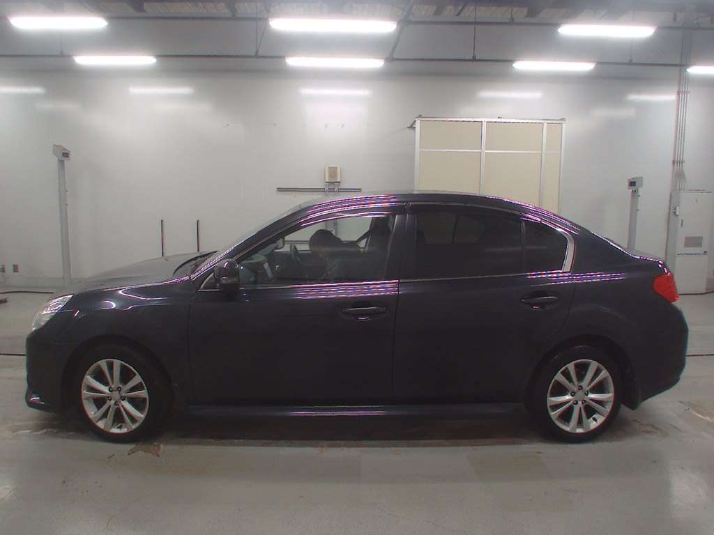 SUBARU LEGACY B4