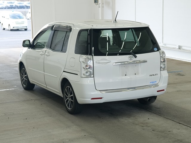 TOYOTA RAUM
