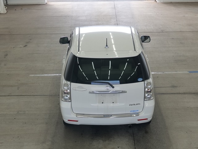 TOYOTA RAUM