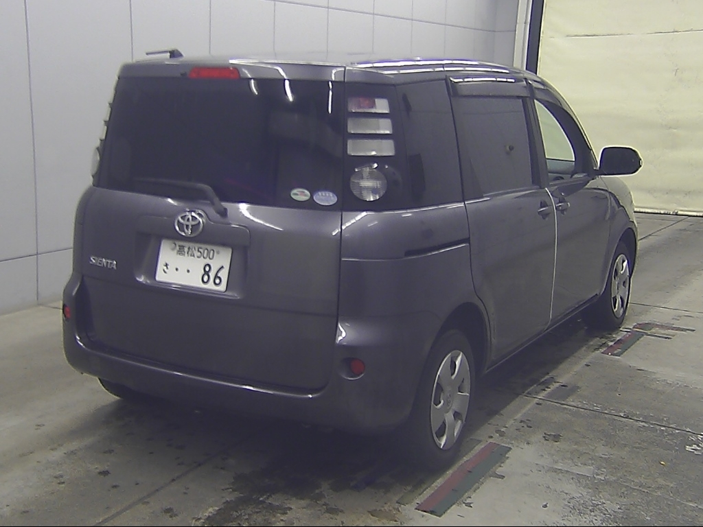 TOYOTA SIENTA