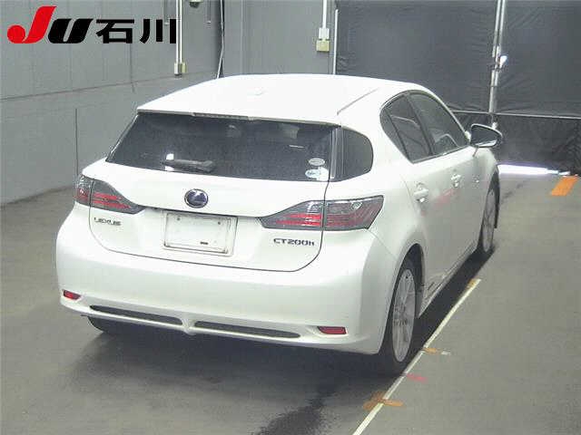 LEXUS CT200H