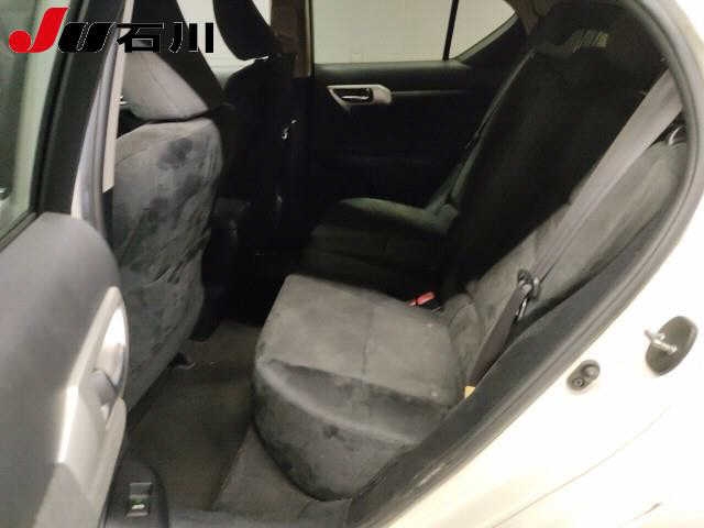 LEXUS CT200H
