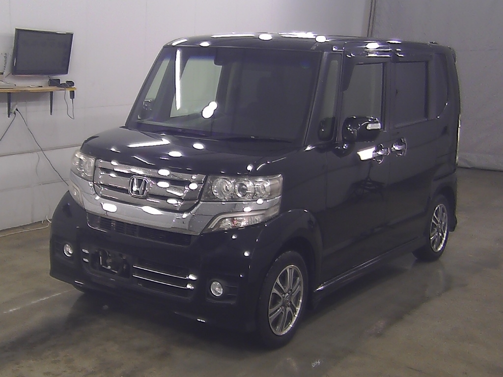 HONDA N-BOX