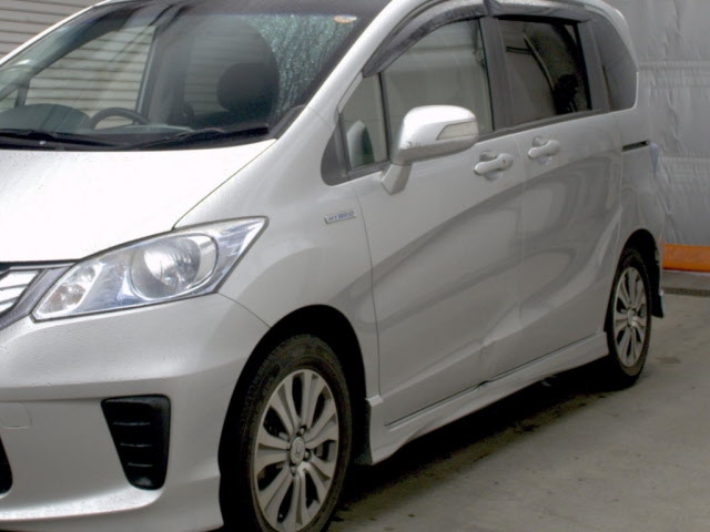 HONDA FREED