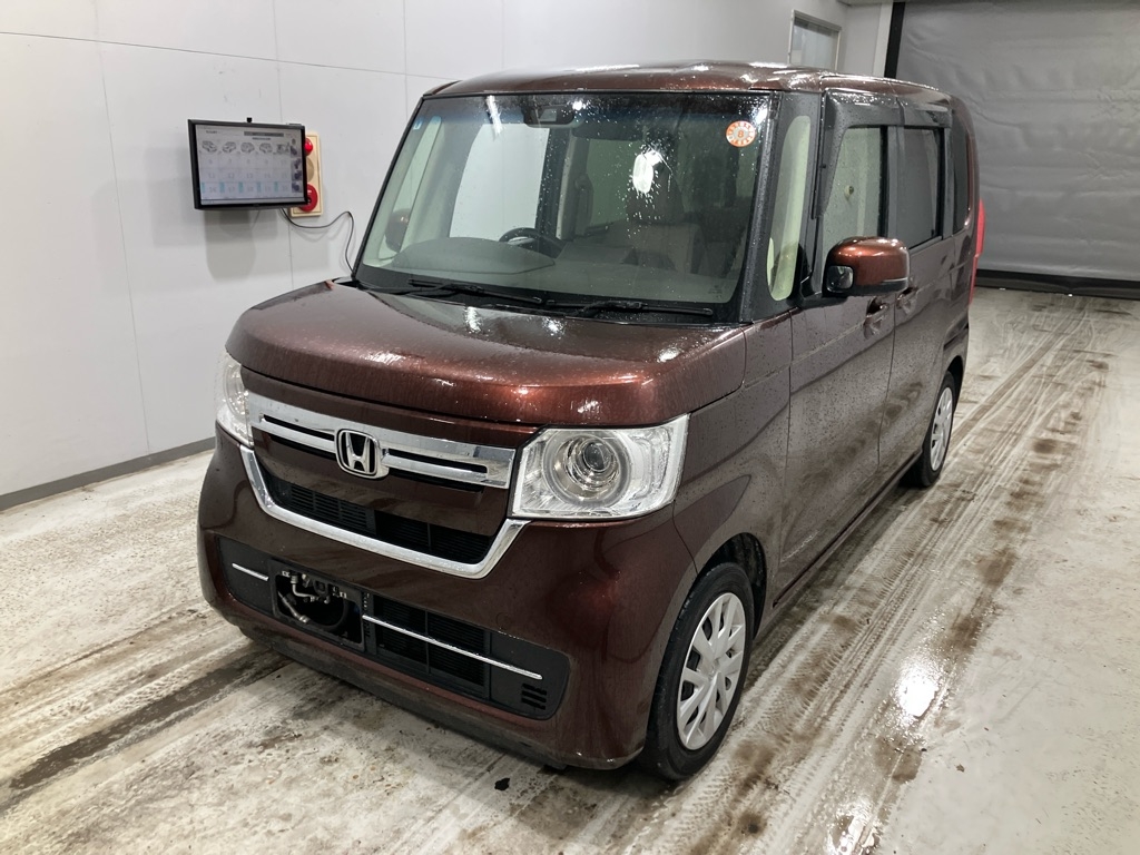 HONDA N-BOX