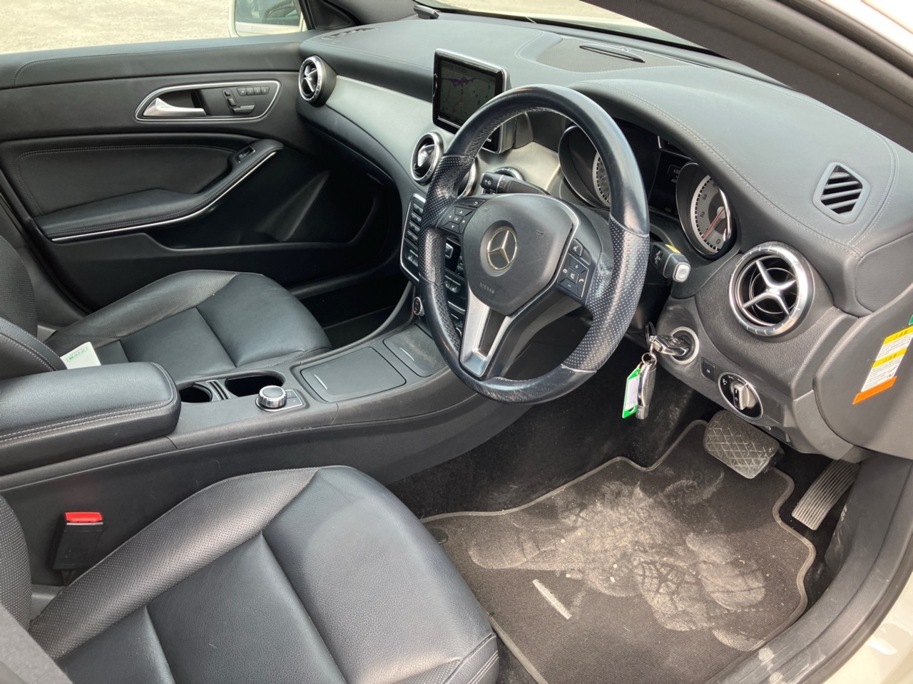 MERCEDES-BENZ CLA-CLASS