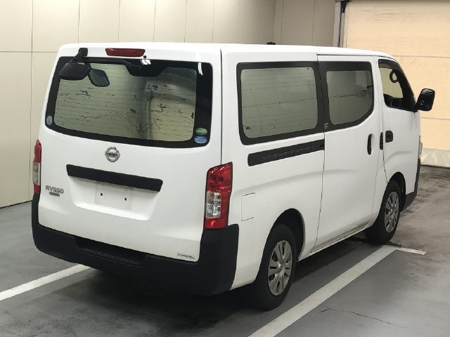 NISSAN NV350 CARAVAN