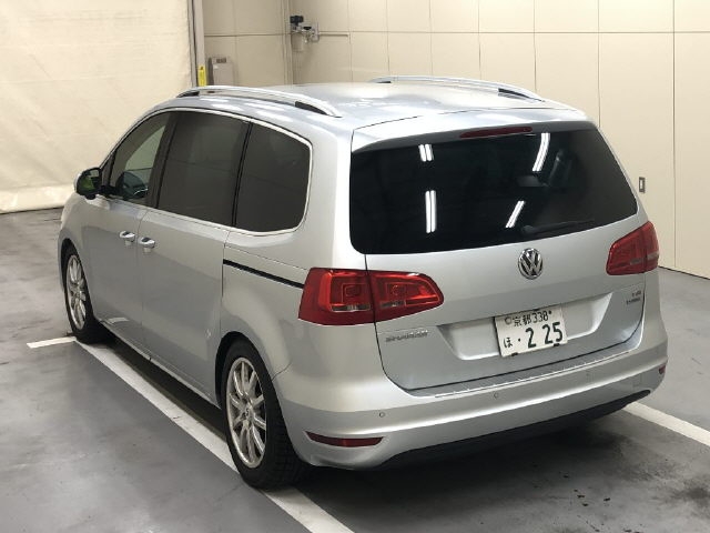 VOLKSWAGEN SHARAN