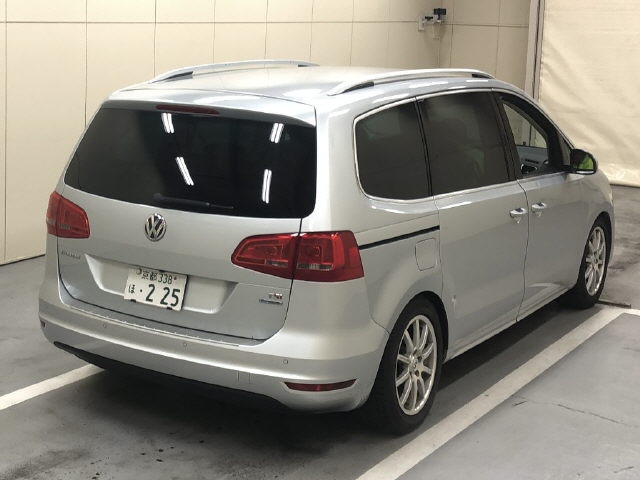 VOLKSWAGEN SHARAN