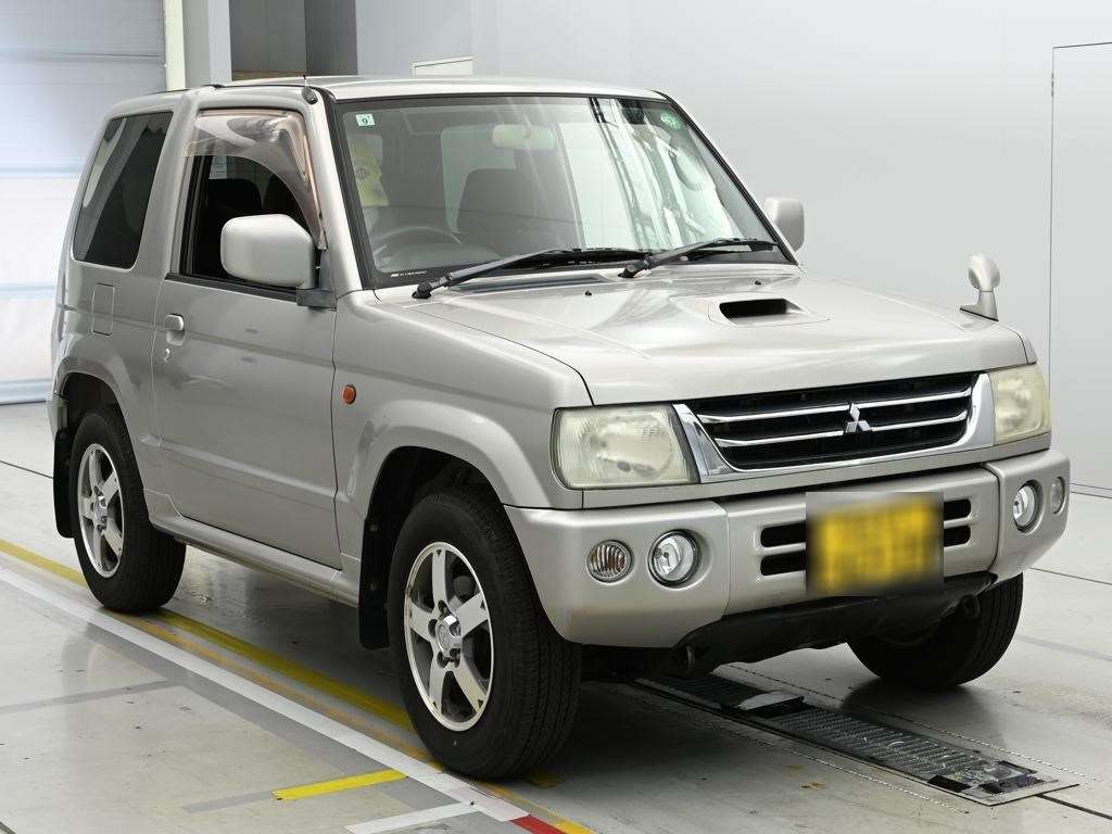 MITSUBISHI PAJERO MINI