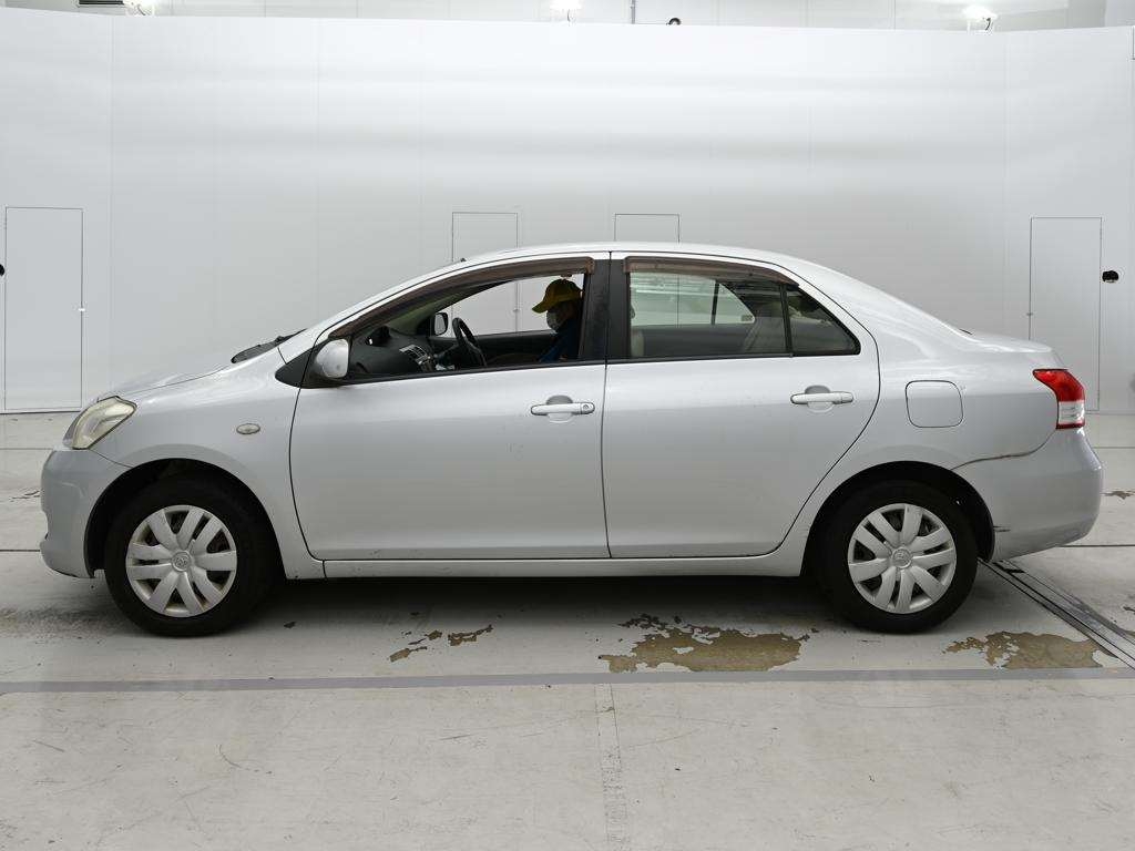 TOYOTA BELTA